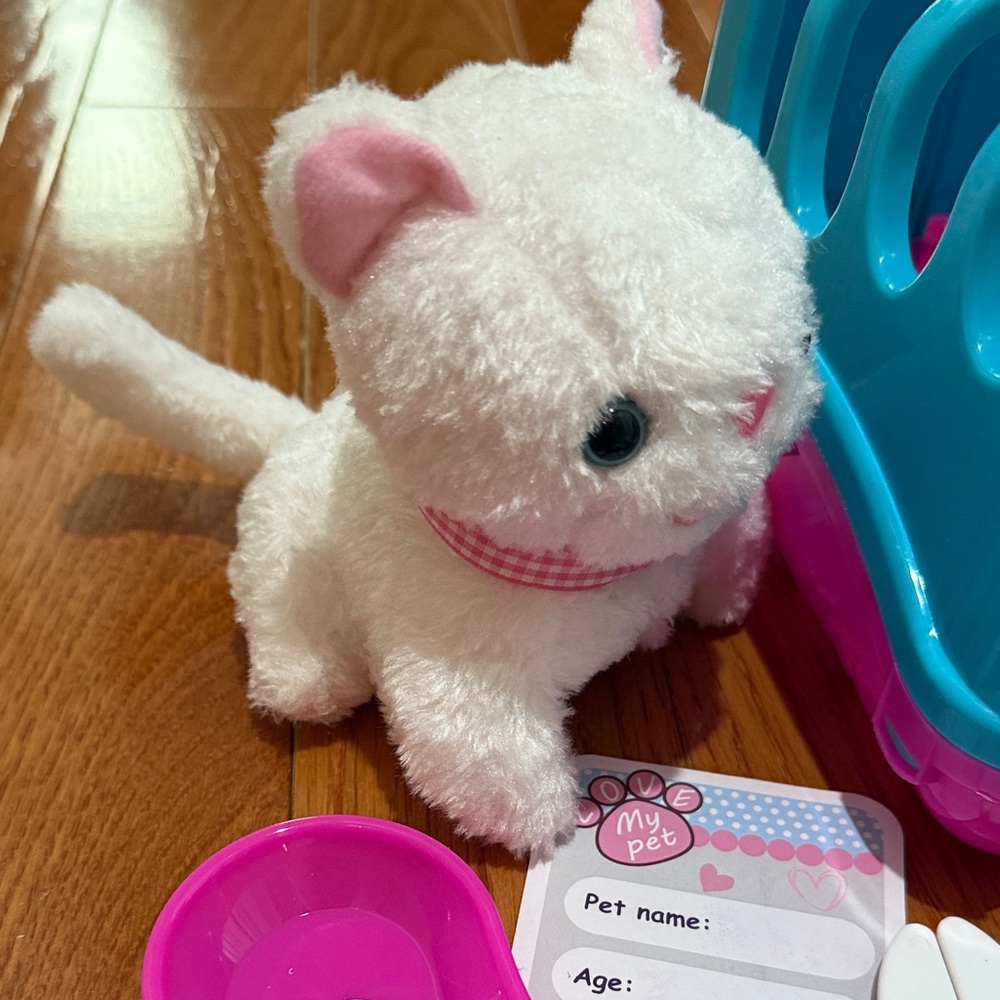 🐈 Kitty-cat Grooming Playset with Carrier and Accessories - Pink and Blue - Picture 3 of 10